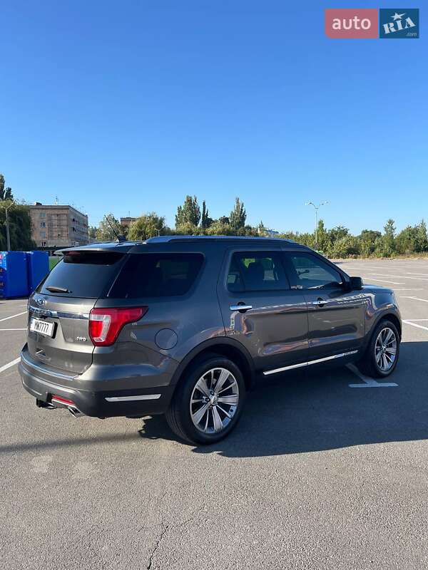 Позашляховик / Кросовер Ford Explorer 2018 в Кам'янець-Подільському
