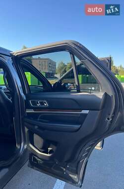 Внедорожник / Кроссовер Ford Explorer 2018 в Каменец-Подольском