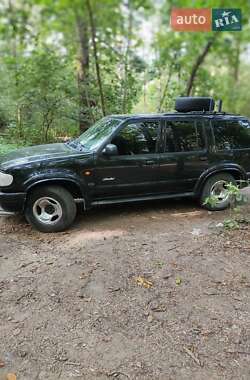 Позашляховик / Кросовер Ford Explorer 2000 в Глухові