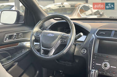 Внедорожник / Кроссовер Ford Explorer 2019 в 