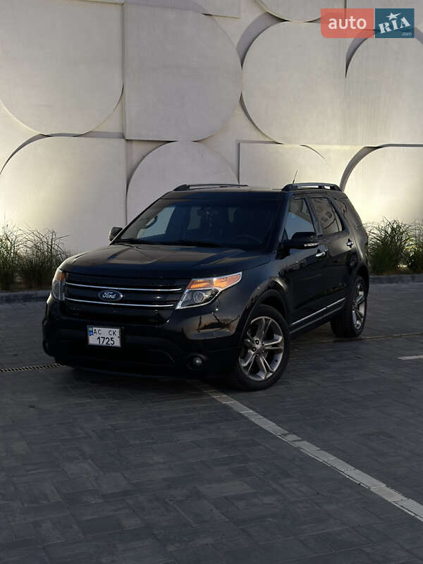 Позашляховик / Кросовер Ford Explorer 2015 в Луцьку фото 4 Позашляховик / Кросовер Ford Explorer 2015 в Луцьку