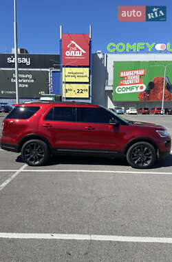 Внедорожник / Кроссовер Ford Explorer 2018 в 