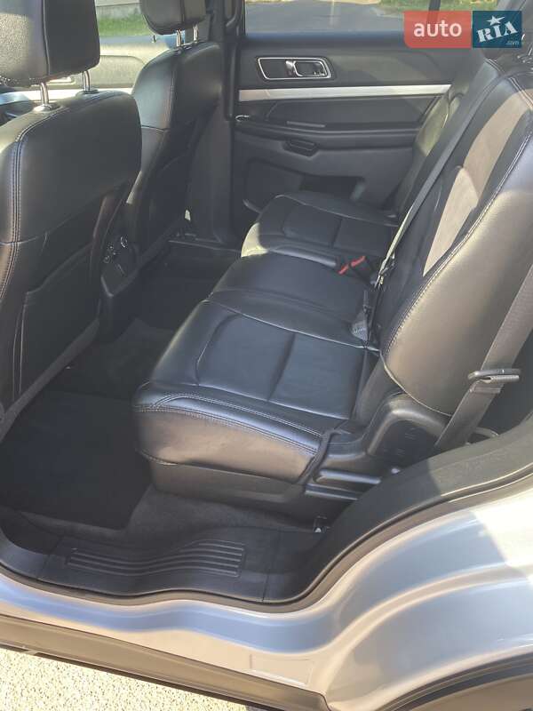 Позашляховик / Кросовер Ford Explorer 2017 в Ковелі фото 17 Позашляховик / Кросовер Ford Explorer 2017 в Ковелі