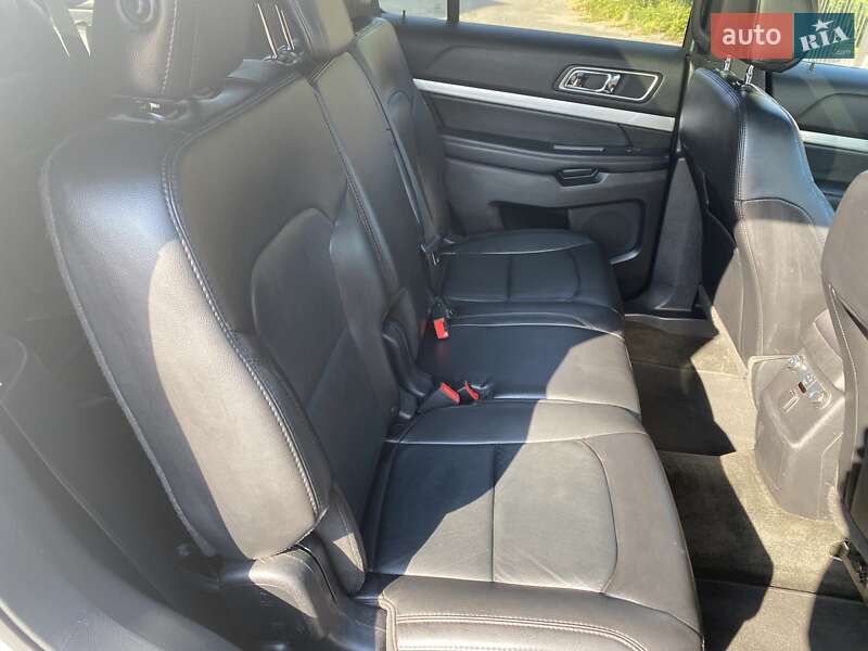 Позашляховик / Кросовер Ford Explorer 2017 в Ковелі фото 28 Позашляховик / Кросовер Ford Explorer 2017 в Ковелі