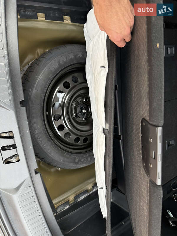 Позашляховик / Кросовер Ford Explorer 2022 в Стрию