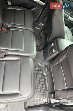 Внедорожник / Кроссовер Ford Explorer 2022 в 