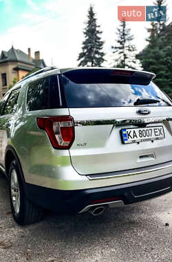 Внедорожник / Кроссовер Ford Explorer 2018 в 