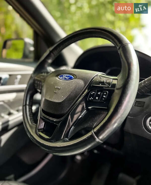 Внедорожник / Кроссовер Ford Explorer 2018 в Киеве
