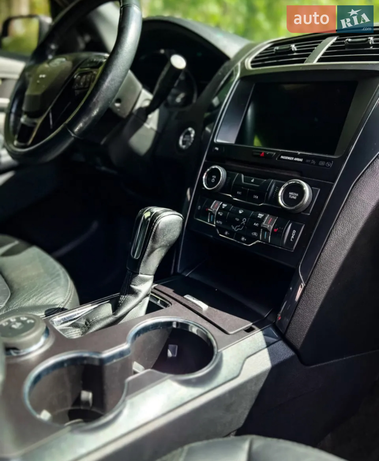 2018 Ford Explorer - мініатюра 14