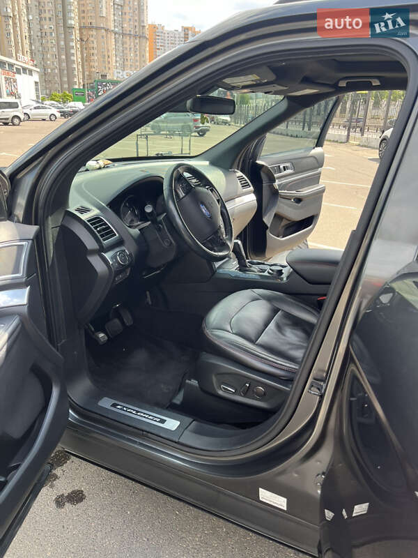 Позашляховик / Кросовер Ford Explorer 2018 в Одесі