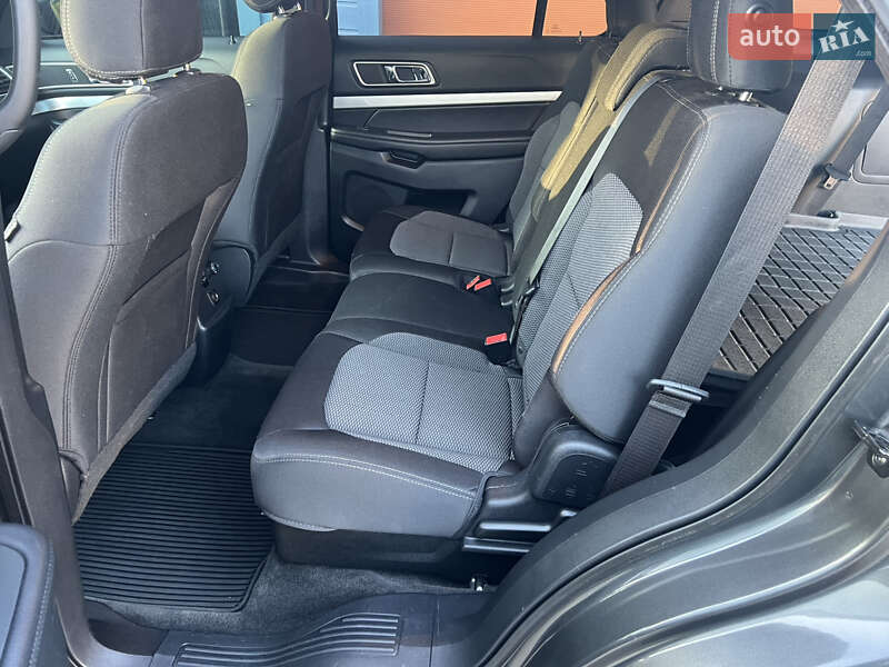 Внедорожник / Кроссовер Ford Explorer 2016 в Киеве