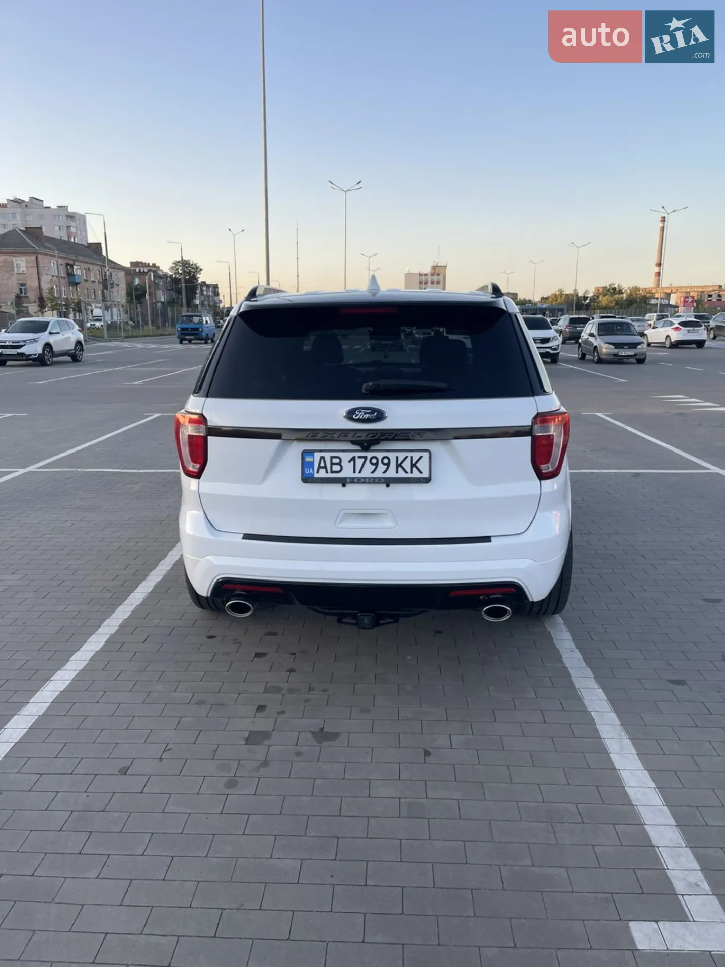 2015 Ford Explorer - мініатюра 12