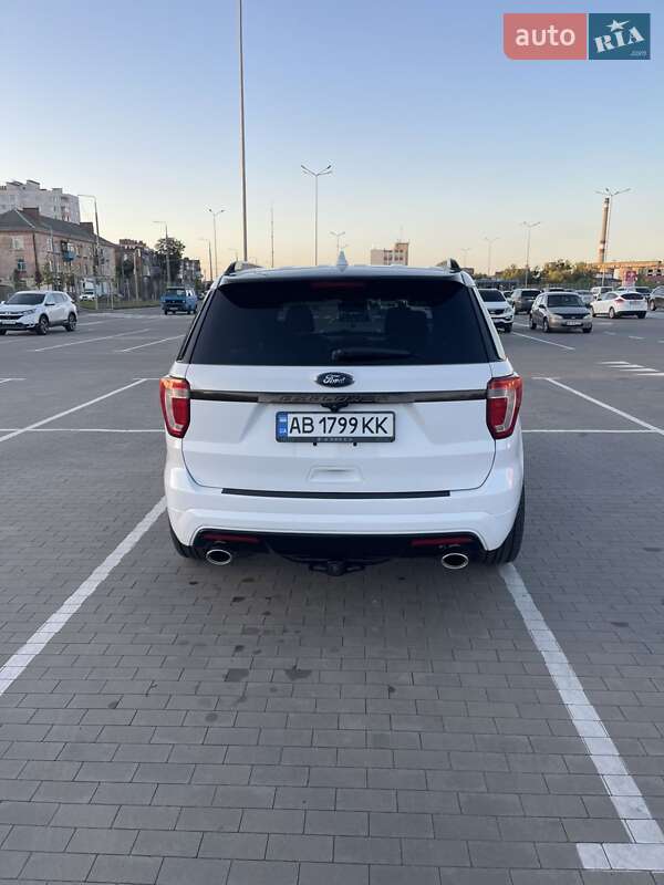 Позашляховик / Кросовер Ford Explorer 2015 в Вінниці