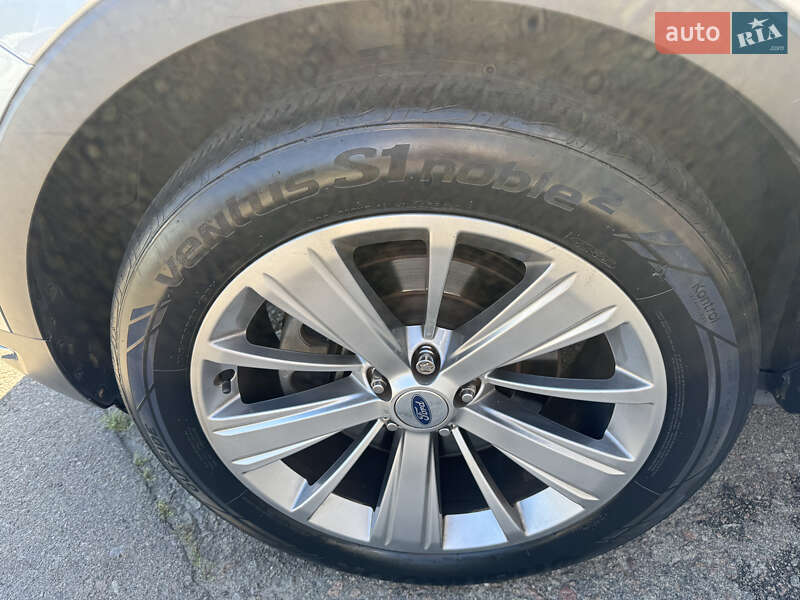 Позашляховик / Кросовер Ford Explorer 2018 в Києві