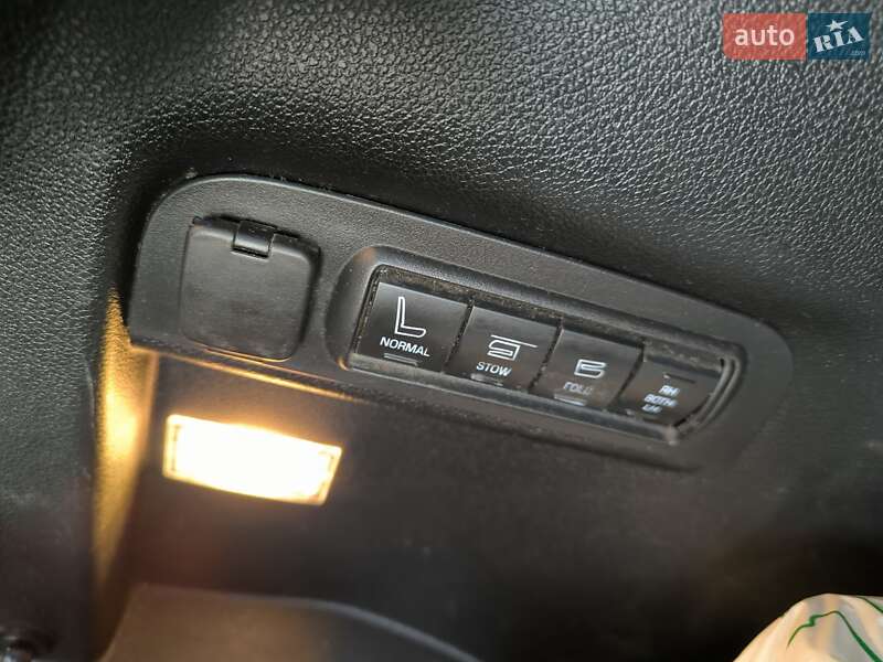Внедорожник / Кроссовер Ford Explorer 2018 в Киеве