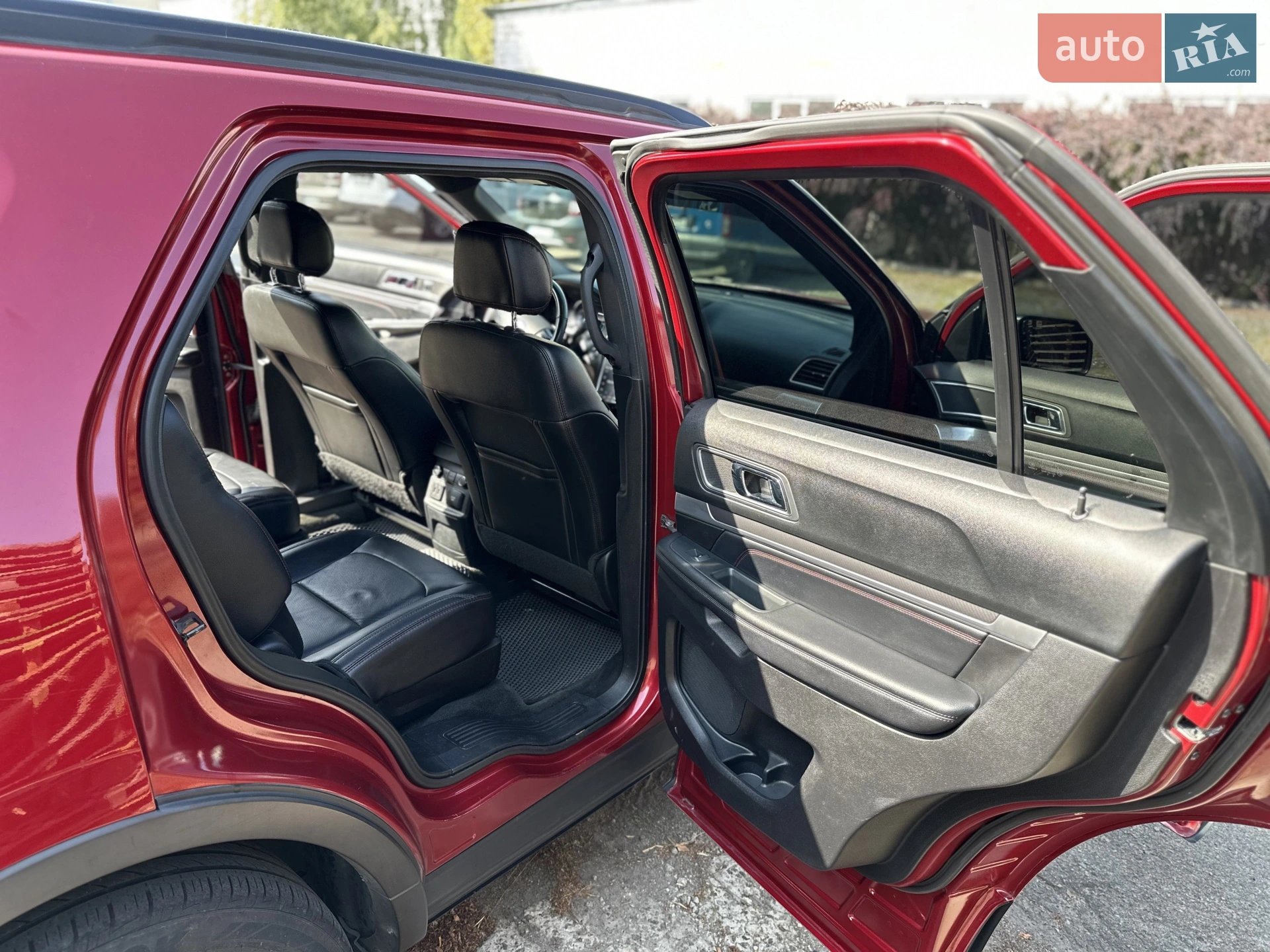 2016 Ford Explorer - мініатюра 12