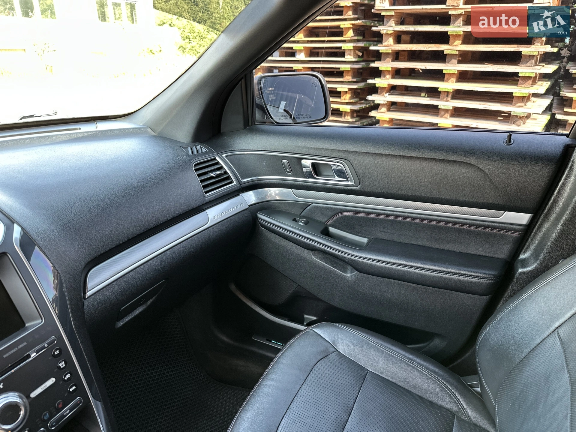 2016 Ford Explorer - мініатюра 15
