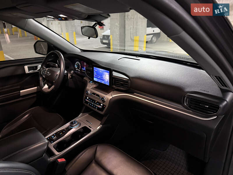 Внедорожник / Кроссовер Ford Explorer 2021 в Тернополе