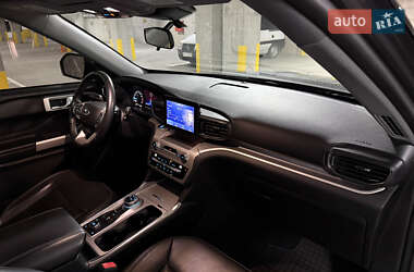 Внедорожник / Кроссовер Ford Explorer 2021 в 