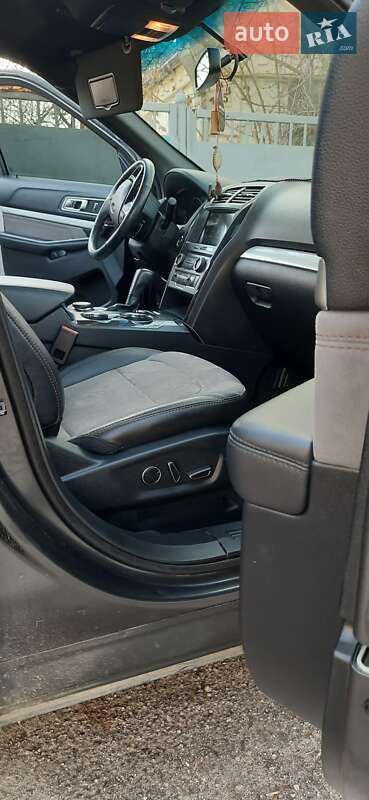 Внедорожник / Кроссовер Ford Explorer 2017 в Белой Церкви