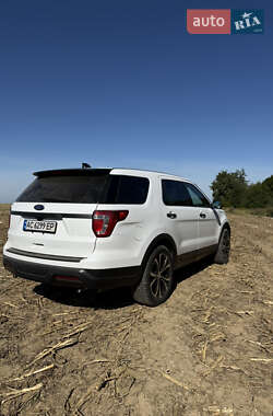Внедорожник / Кроссовер Ford Explorer 2018 в 