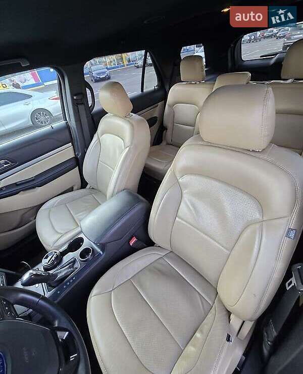 Внедорожник / Кроссовер Ford Explorer 2017 в Львове