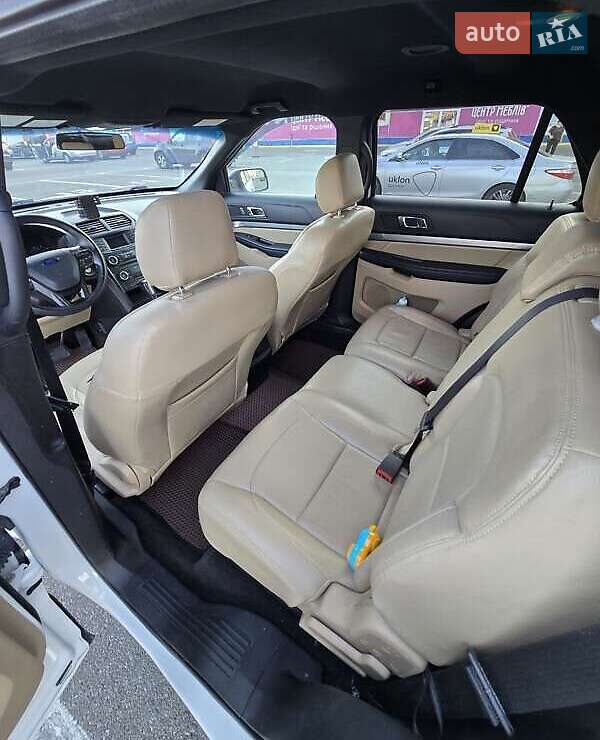 Внедорожник / Кроссовер Ford Explorer 2017 в Львове