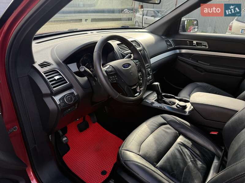 Внедорожник / Кроссовер Ford Explorer 2015 в Шептицькому