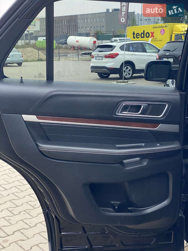 Внедорожник / Кроссовер Ford Explorer 2017 в Киеве фото 36 Внедорожник / Кроссовер Ford Explorer 2017 в Киеве