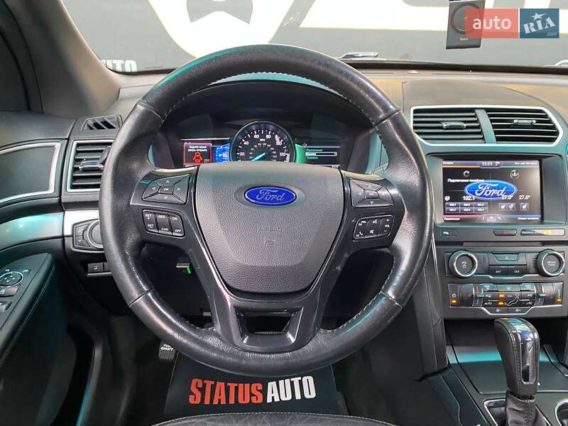 Внедорожник / Кроссовер Ford Explorer 2016 в Хмельницком