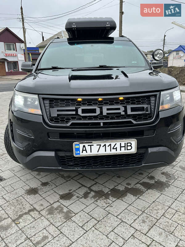 Позашляховик / Кросовер Ford Explorer 2016 в Калуші