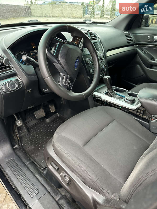 Позашляховик / Кросовер Ford Explorer 2016 в Калуші