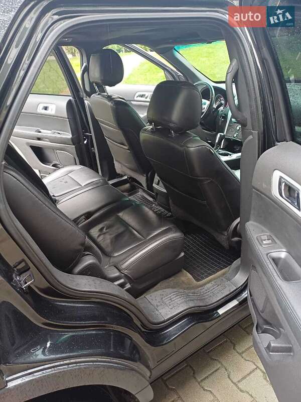 Позашляховик / Кросовер Ford Explorer 2013 в Києві