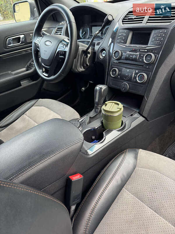 Внедорожник / Кроссовер Ford Explorer 2018 в Киеве фото 32 Внедорожник / Кроссовер Ford Explorer 2018 в Киеве