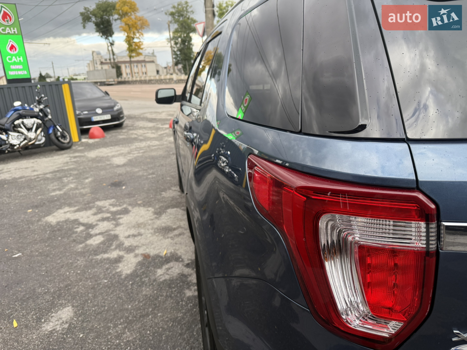 2019 Ford Explorer - мініатюра 8