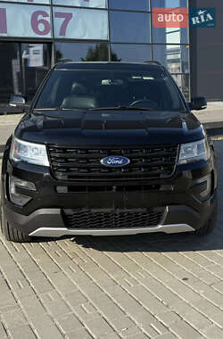 Внедорожник / Кроссовер Ford Explorer 2017 в Ивано-Франковске