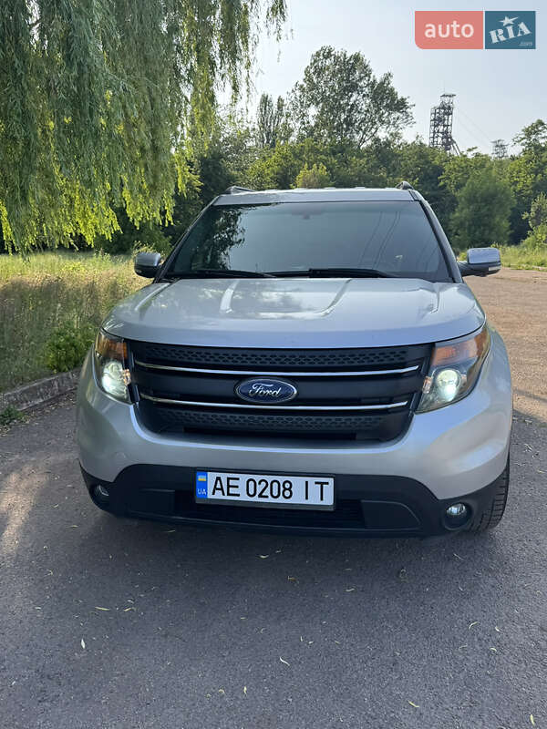 Позашляховик / Кросовер Ford Explorer 2013 в Кривому Розі