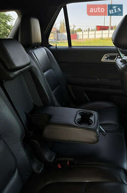 Позашляховик / Кросовер Ford Explorer 2013 в Кривому Розі