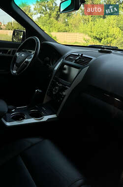 Позашляховик / Кросовер Ford Explorer 2013 в Кривому Розі