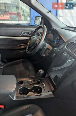 Внедорожник / Кроссовер Ford Explorer 2019 в 