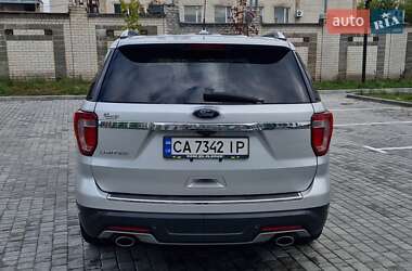 Позашляховик / Кросовер Ford Explorer 2017 в  фото 36 Позашляховик / Кросовер Ford Explorer 2017 в