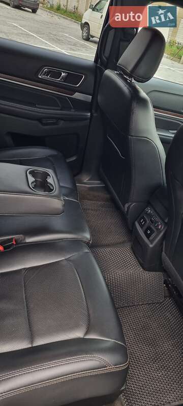 Позашляховик / Кросовер Ford Explorer 2017 в Черкасах фото 39 Позашляховик / Кросовер Ford Explorer 2017 в Черкасах