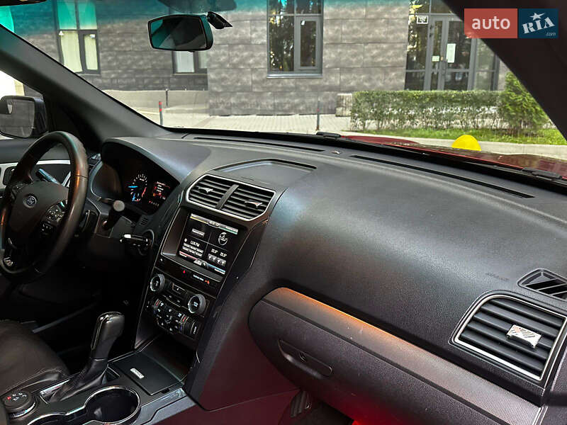 Внедорожник / Кроссовер Ford Explorer 2015 в Киеве