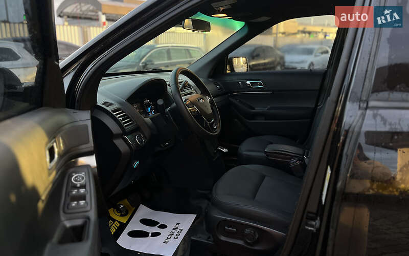 Позашляховик / Кросовер Ford Explorer 2016 в Мукачевому фото 13 Позашляховик / Кросовер Ford Explorer 2016 в Мукачевому