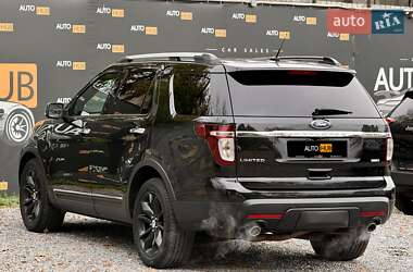 Позашляховик / Кросовер Ford Explorer 2013 в 