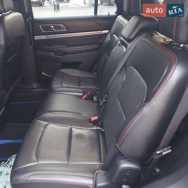 Внедорожник / Кроссовер Ford Explorer 2016 в Днепре