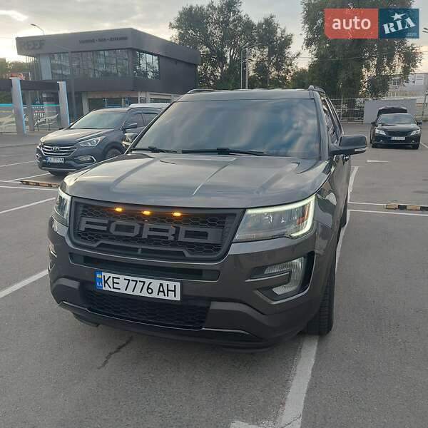 Внедорожник / Кроссовер Ford Explorer 2016 в Днепре