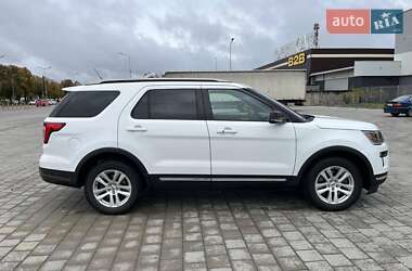 Позашляховик / Кросовер Ford Explorer 2019 в  фото 6 Позашляховик / Кросовер Ford Explorer 2019 в