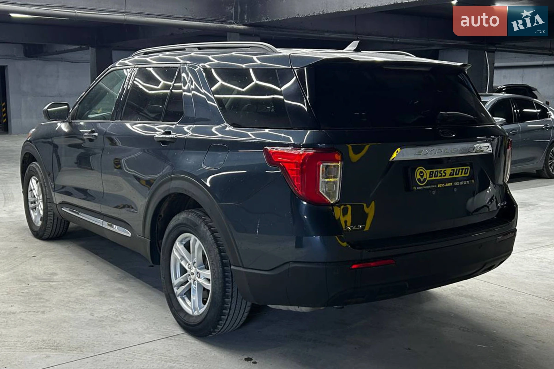 2022 Ford Explorer - мініатюра 4