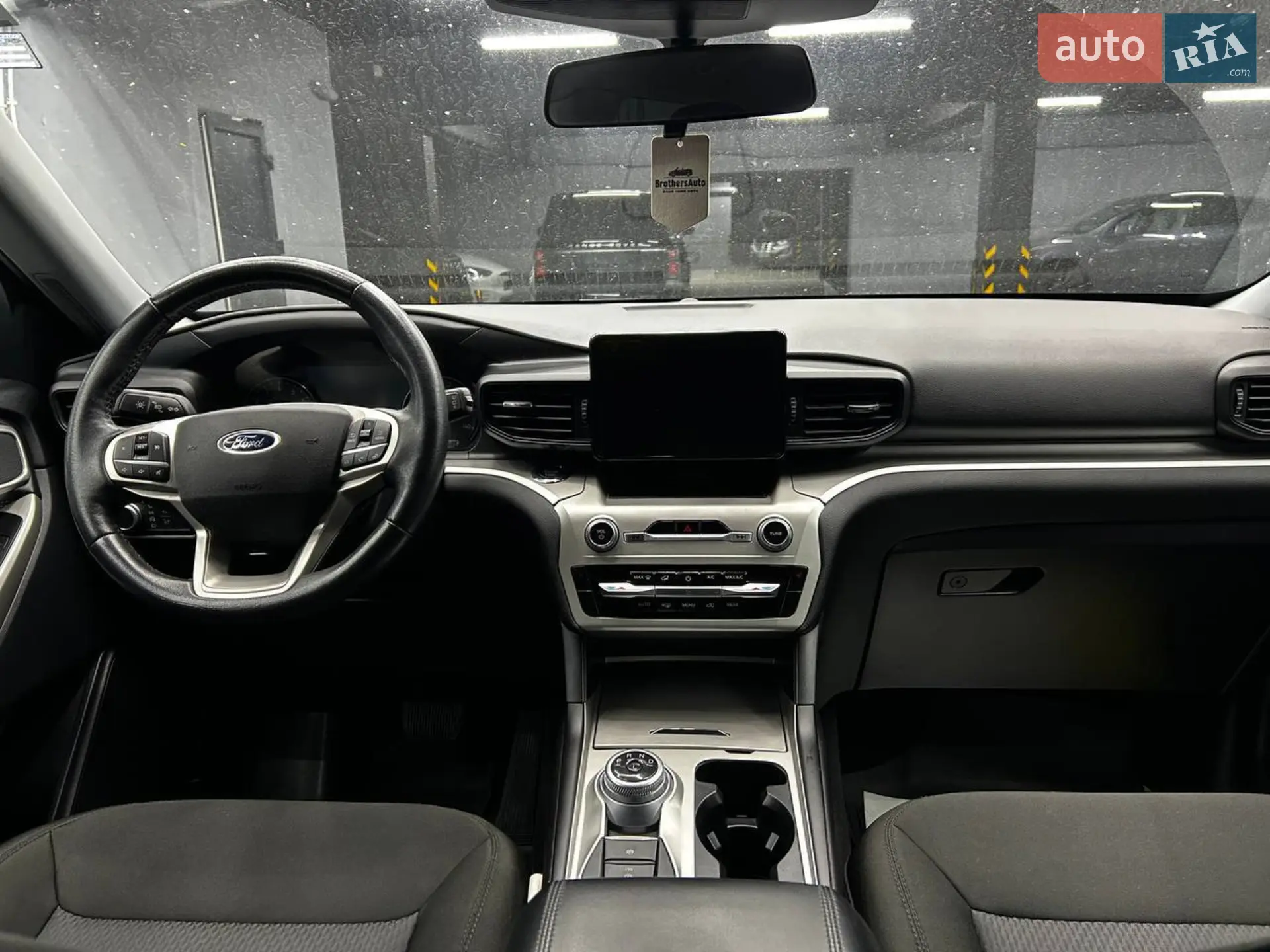 2022 Ford Explorer - мініатюра 8